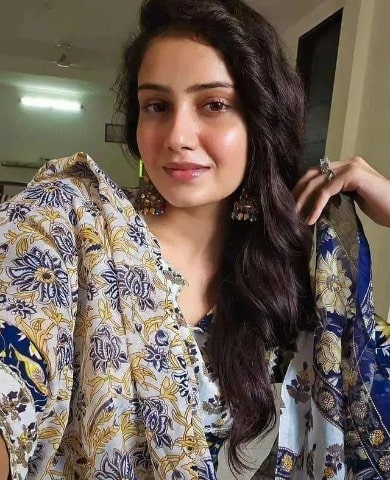 model Call Girls in Zirakpur